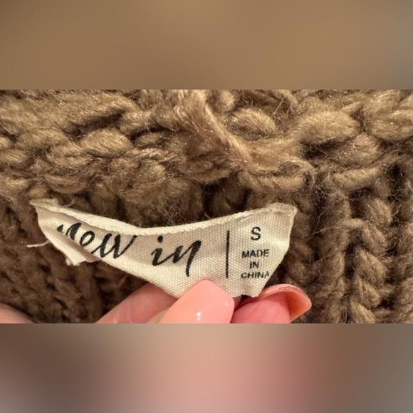 New In Cozy V-Neck Tan Sweater - Picture 3 of 3